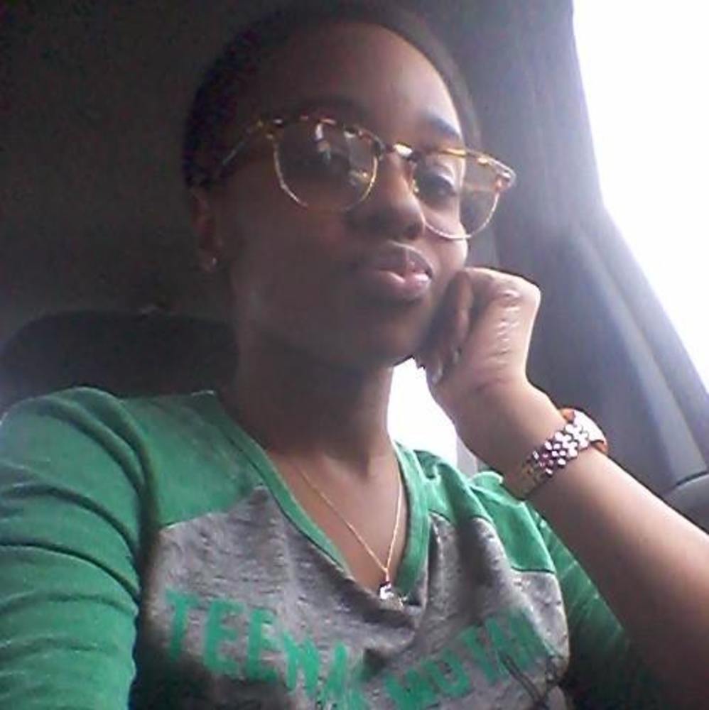 Meet your Posher, Tiara